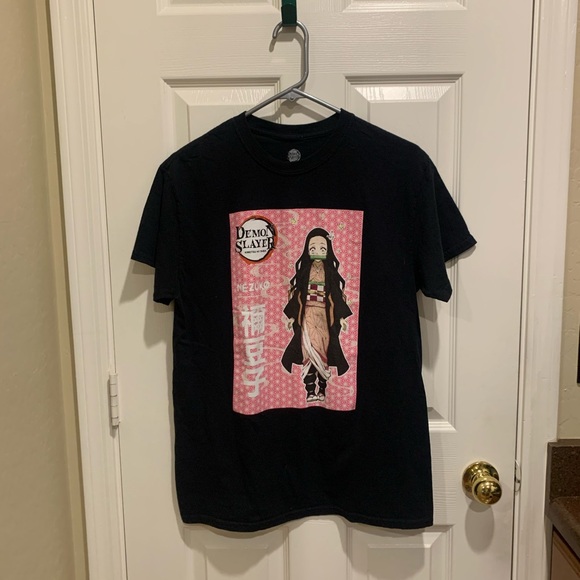 Demon Slayer top - Picture 8 of 9